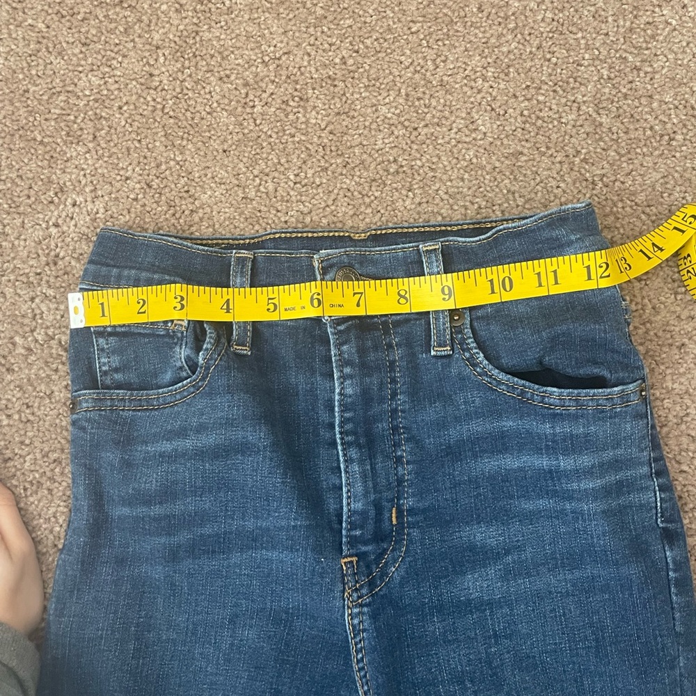 Levi's Ripped Skinny Jeans - Picture 5 of 6